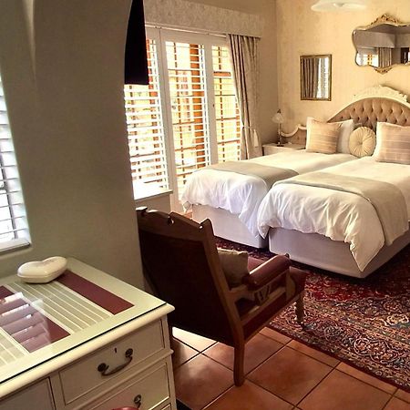 Meerendal Cottage-Affordable Luxury-Private Garden With Pool & Hot Tub Cape Town Luaran gambar